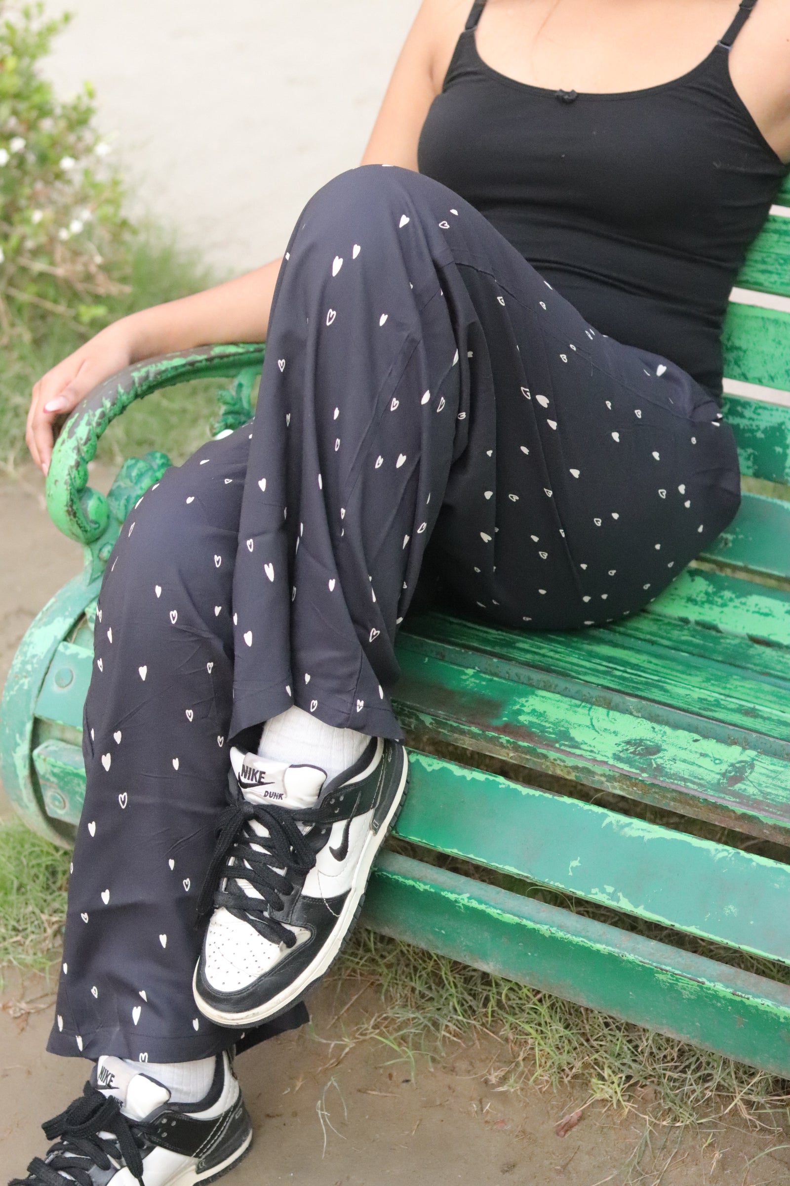 Women's Black and beige heart-printed pajama with elastic waistband and pockets – Scoop Up