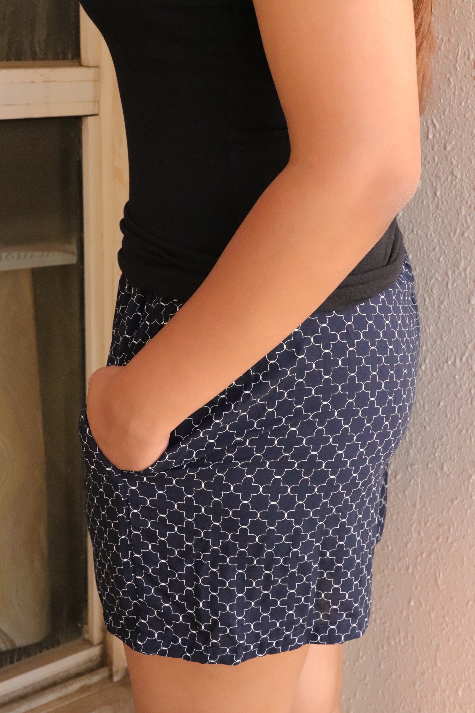 Women's Navy geometric printed shorts with elastic waistband and pockets – Scoop Up